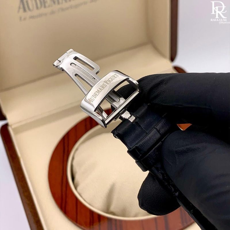 Audemars Piguet (AP) Leather Strap Watch