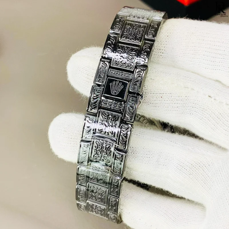 Rolex Men’s Watch – Engraved Design & Premium Finish