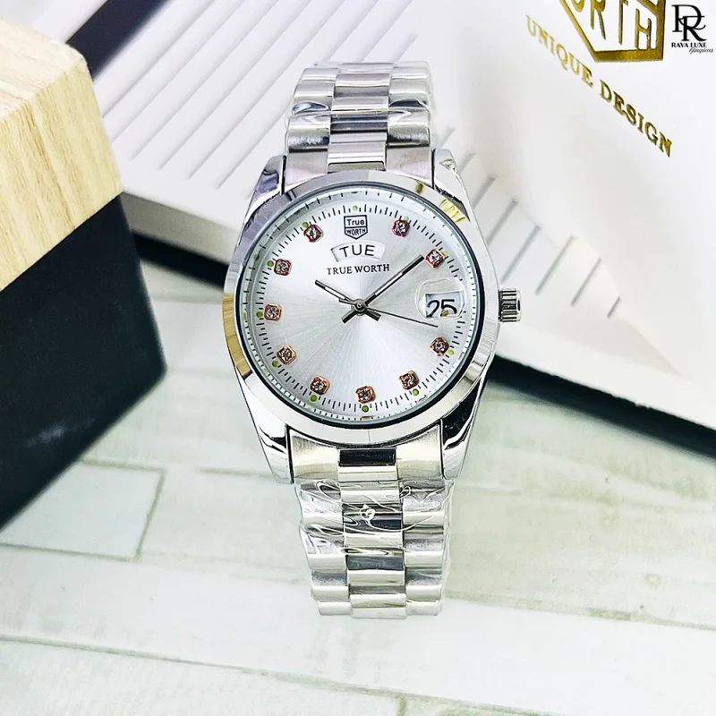 True Worth Ladies Watch – Elegant & Functional