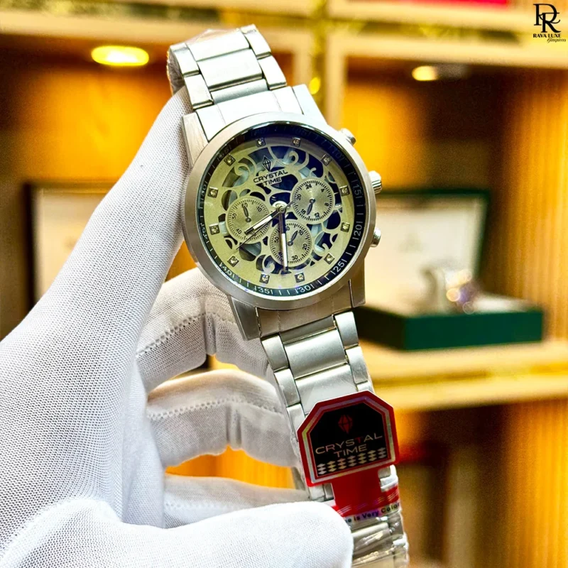 CRYSTAL TIME – Class Meets Simplicity
