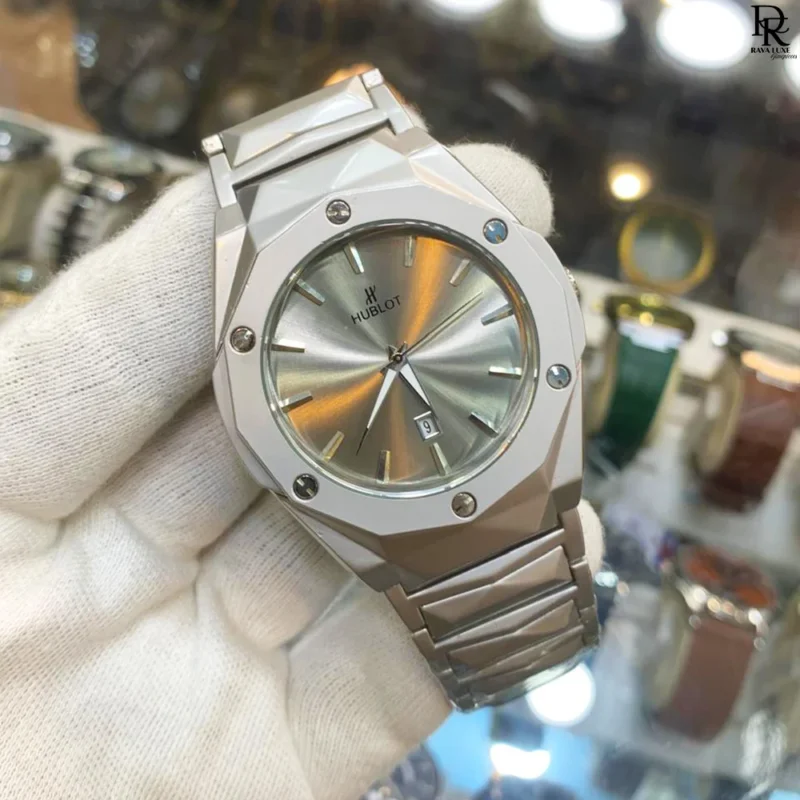 Hublot Diamond Cut Watch – Heavyweight Design