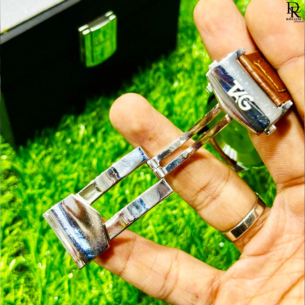 π°οΈ TAG Heuer β Carrera Leather Edition 3 TAG Heuer Carrera Pakistan, TAG Carrera leather watch, menβs quartz watches under 4000, Carrera day date model, luxury menβs watch Pakistan, TAG Heuer 2025 model, RavaLuxe watches