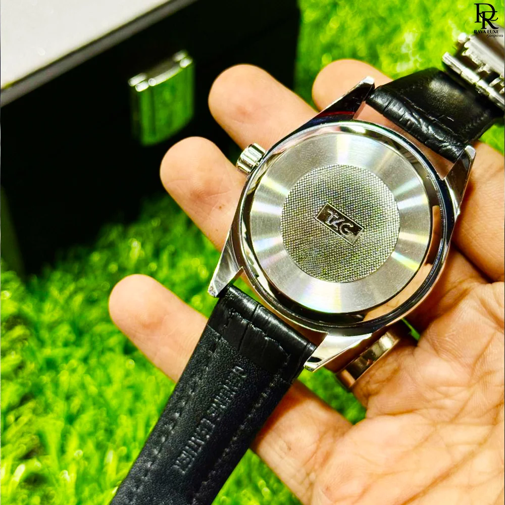 π°οΈ TAG Heuer β Carrera Leather Edition 2 TAG Heuer Carrera Pakistan, TAG Carrera leather watch, menβs quartz watches under 4000, Carrera day date model, luxury menβs watch Pakistan, TAG Heuer 2025 model, RavaLuxe watches