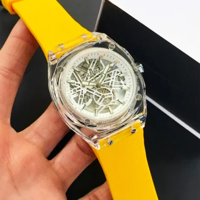 GUIPIN original men’s skeleton watch with transparent case, round dial, quartz movement, and silicone strap — bold design with smooth performance.