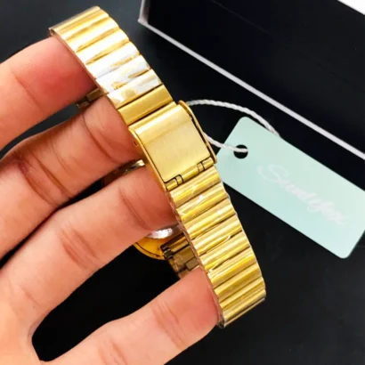 SUNLIFEX original women’s watch featuring a vintage oval dial, elegant slim design, quartz movement, and stainless steel chain — perfect for daily and formal wear.