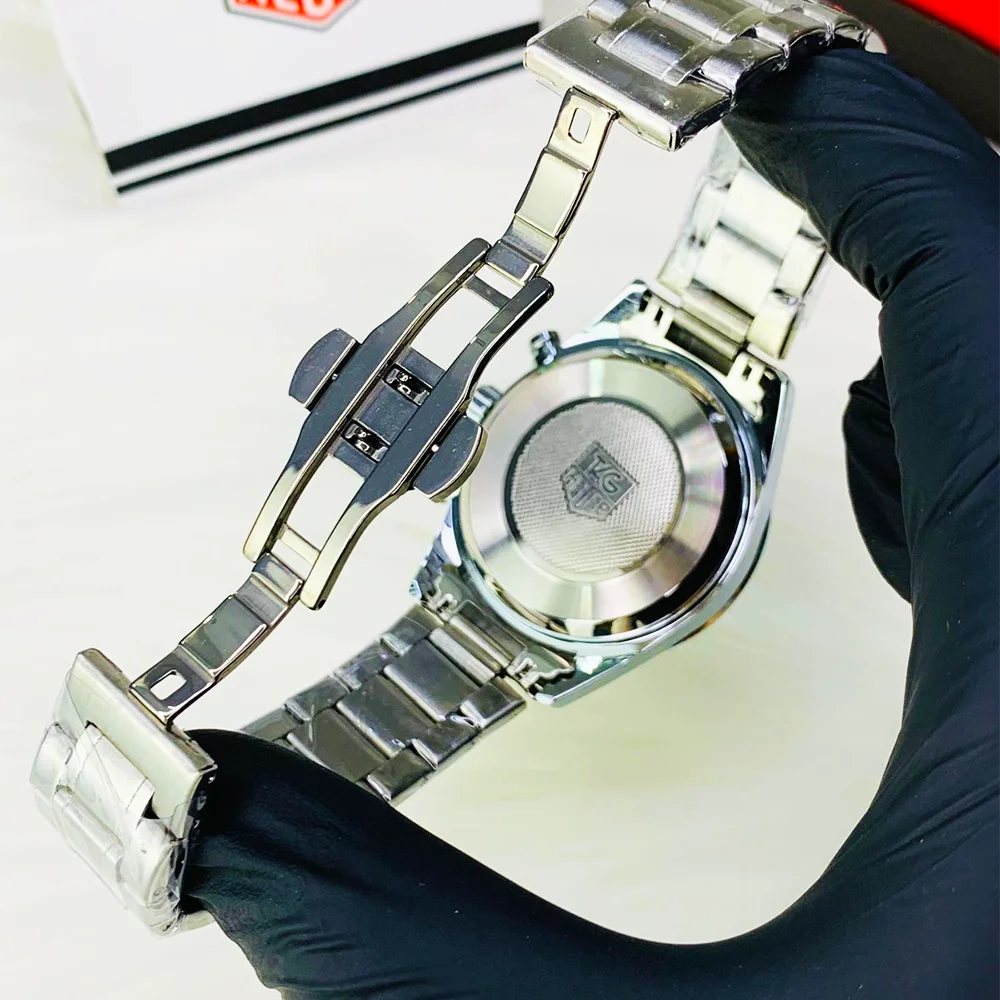 TAG Heuer New Model 5 TAG Heuer New Model