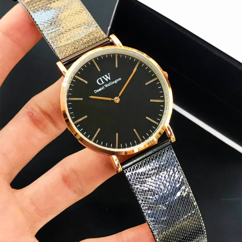 Daniel Wellington mens watch Pakistan, DW slim watch, minimalist men watch, stainless steel men watch, quartz watch for office wear, slim watch for men Pakistan