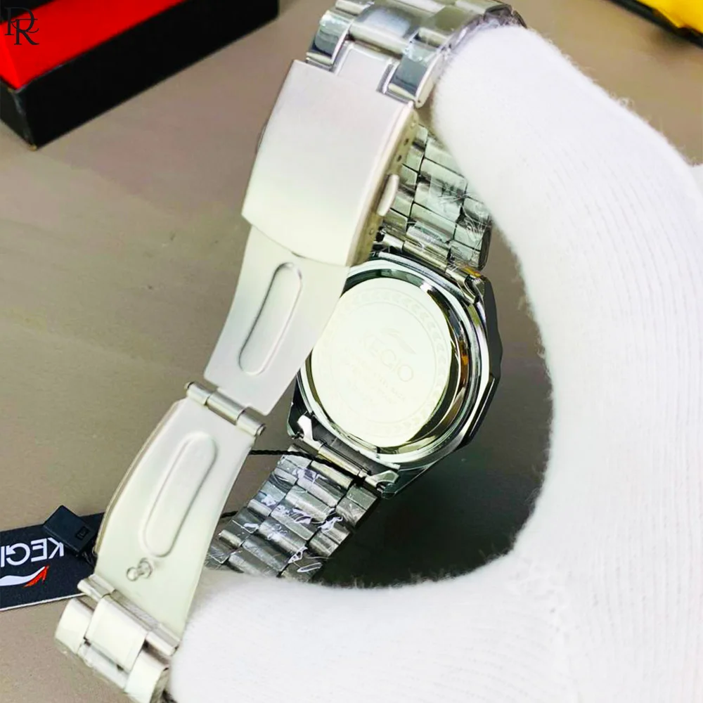 CURREN Land-Dweller – Elegant Dial | Steel Chain | Master Lock 2 CURREN Land-Dweller – Elegant Dial | Steel Chain | Master Lock